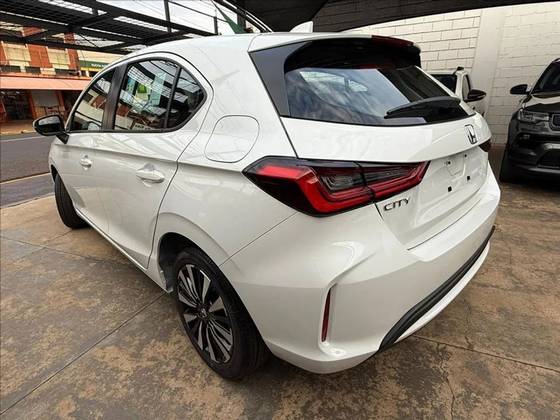 HONDA CITY 1.5 i-VTEC FLEX HATCH EX CVT